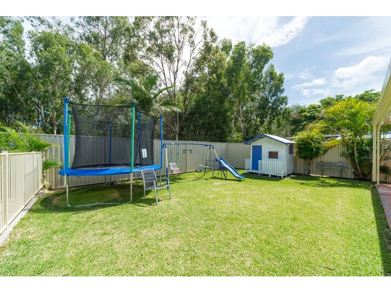 18 Floyd Court, Parkwood QLD 4214