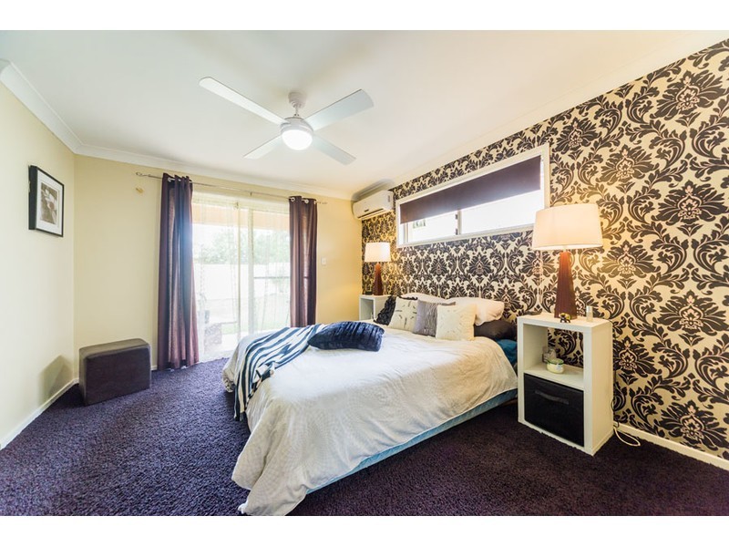 28 Ingles Circuit, Arundel QLD 4214