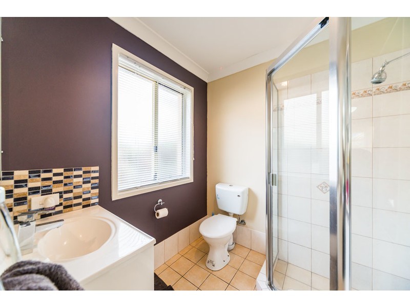 28 Ingles Circuit, Arundel QLD 4214