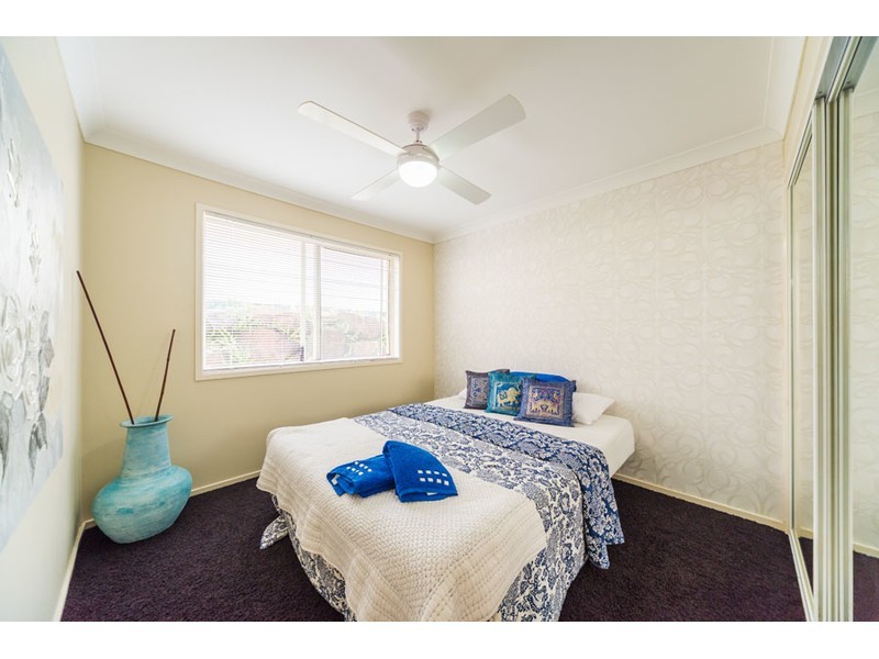 28 Ingles Circuit, Arundel QLD 4214