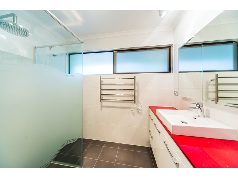 6 Rosebud Close, Parkwood QLD 4214