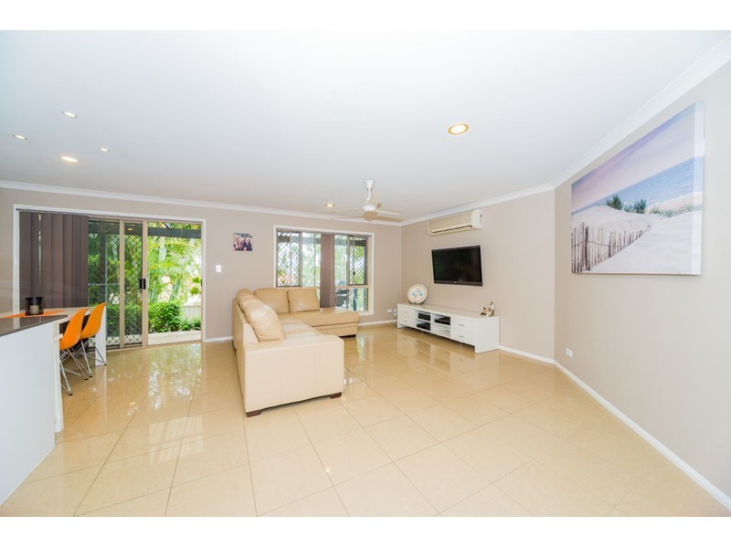 24 Tiger Drive, Arundel QLD 4214