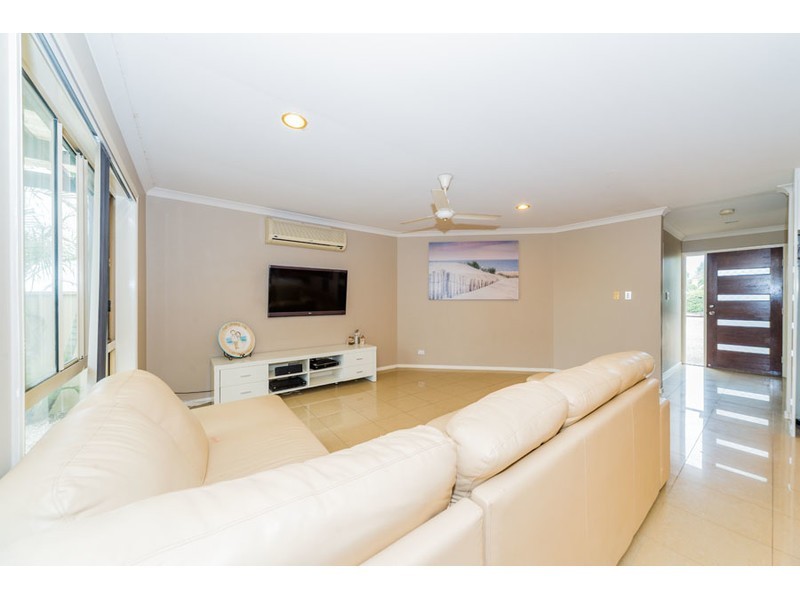 24 Tiger Drive, Arundel QLD 4214