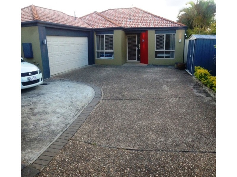 24 Tiger Drive, Arundel QLD 4214