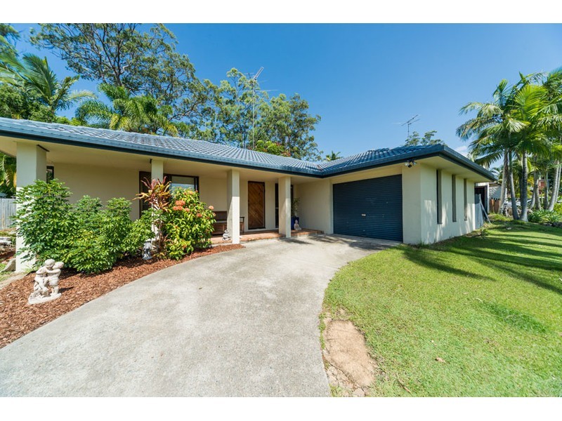13 Winani Drive, Ashmore QLD 4214