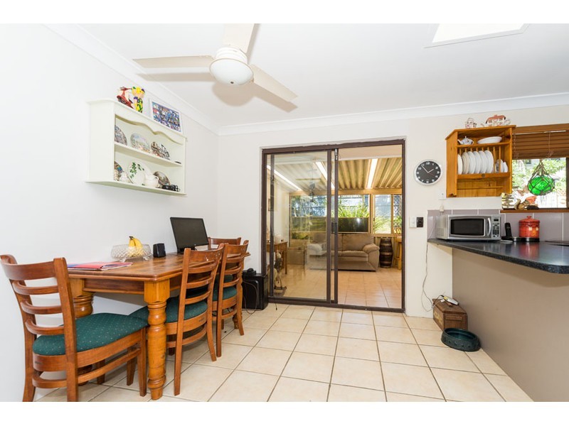 13 Winani Drive, Ashmore QLD 4214