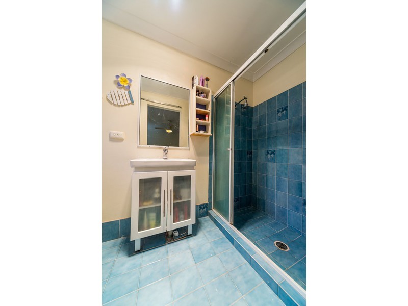 13 Winani Drive, Ashmore QLD 4214