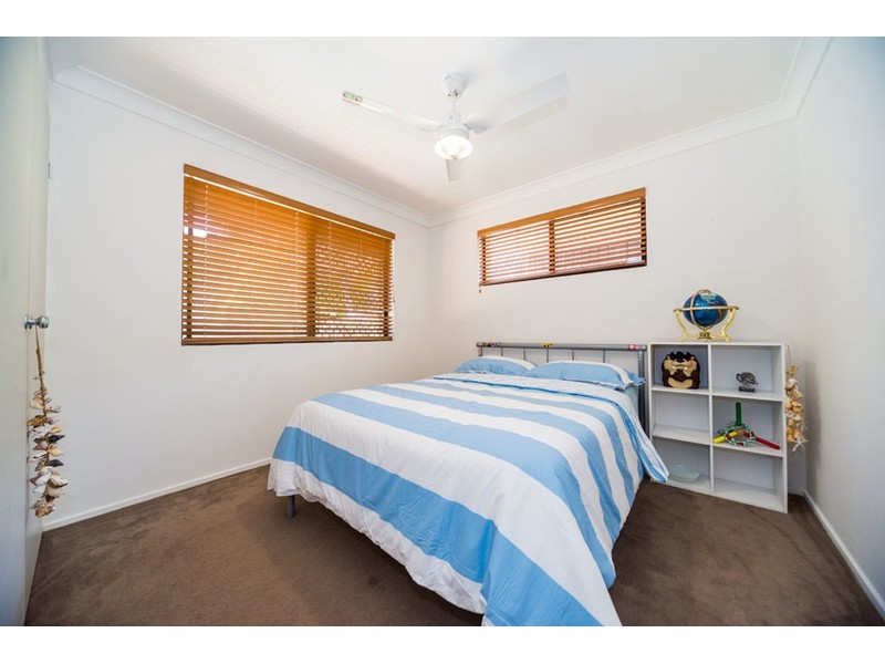 13 Winani Drive, Ashmore QLD 4214