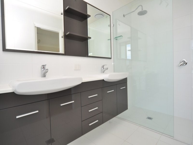 14 Stadler Court, Parkwood QLD 4214