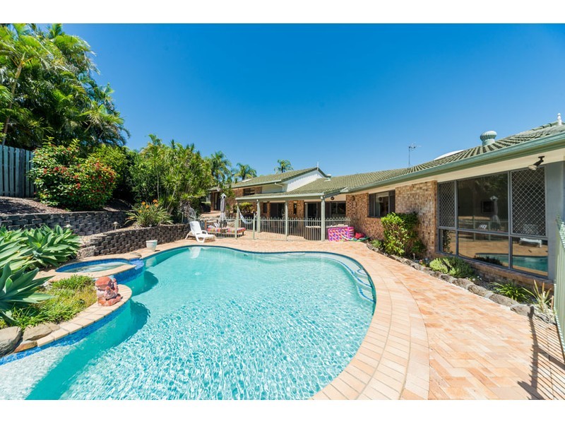 9 Portland Court, Parkwood QLD 4214