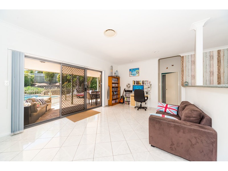 9 Portland Court, Parkwood QLD 4214