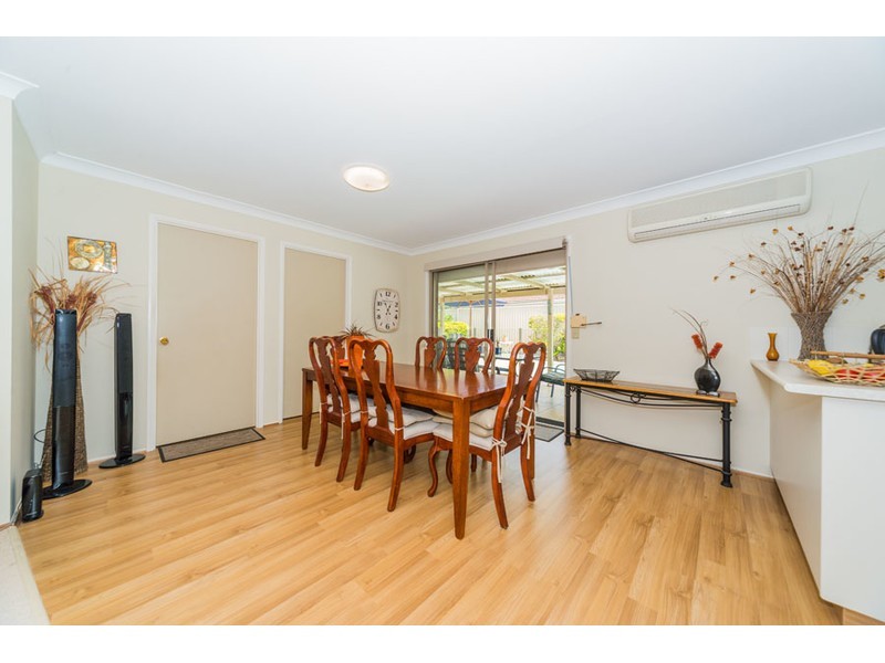 5 Clubhouse Drive, Arundel QLD 4214