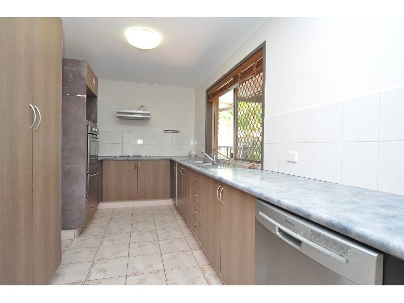 18 Castle Rock Street, Parkwood QLD 4214