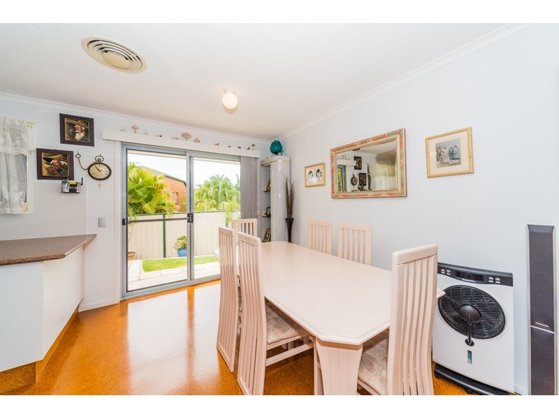 2/35 McMillan Street, Labrador QLD 4215