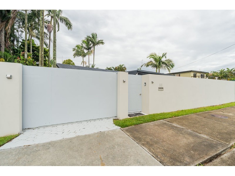 86 Benowa Road, Southport QLD 4215