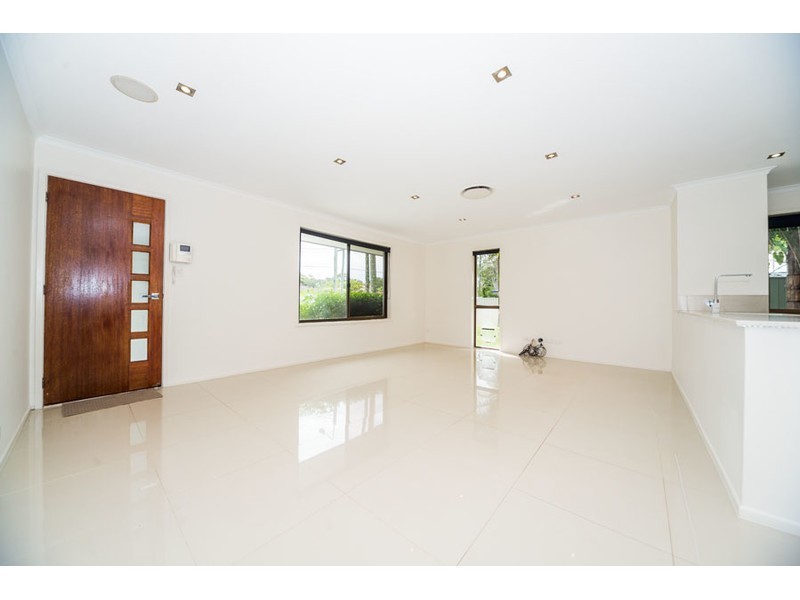 86 Benowa Road, Southport QLD 4215