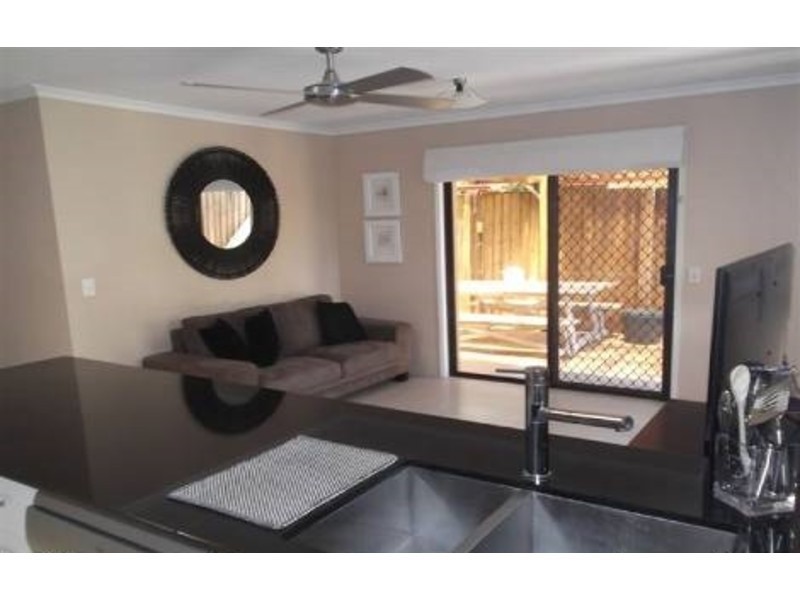 1/50 Botanical Drive, Labrador QLD 4215