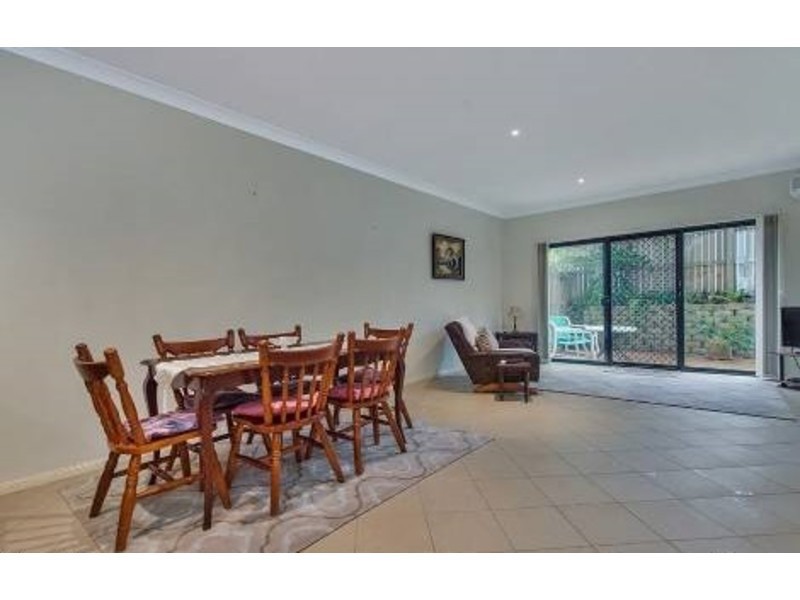 10/141 Cotlew Street, Ashmore QLD 4214