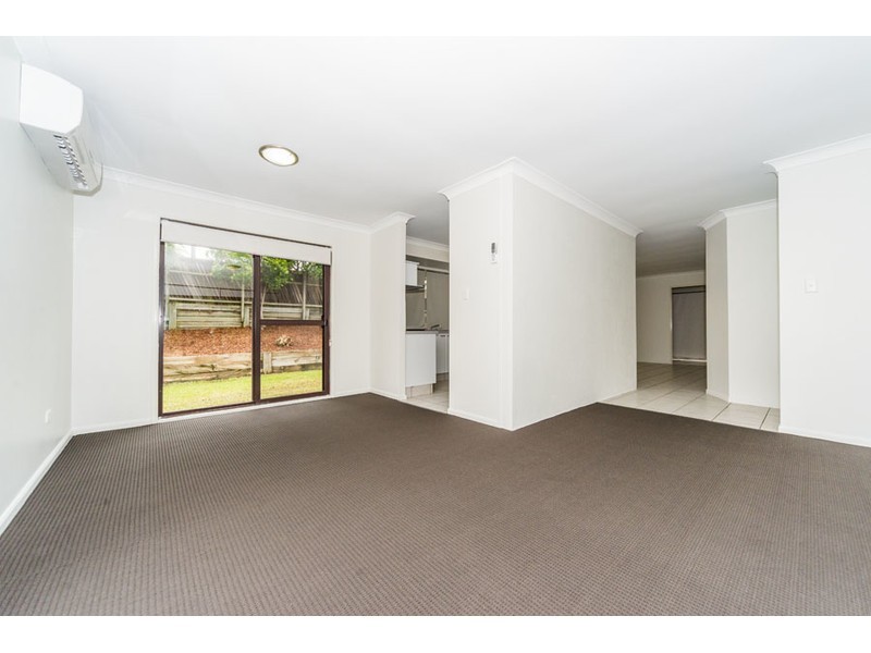 71 Allied Drive, Arundel QLD 4214