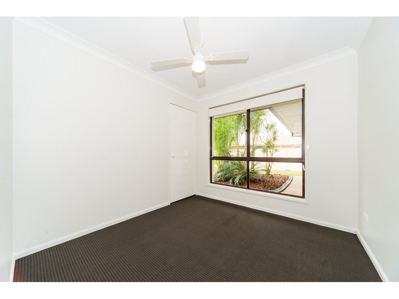 71 Allied Drive, Arundel QLD 4214