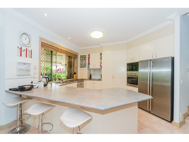 48 Peter Senior Court, Parkwood QLD 4214