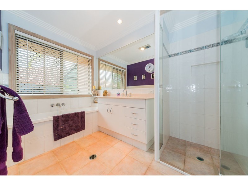 48 Peter Senior Court, Parkwood QLD 4214