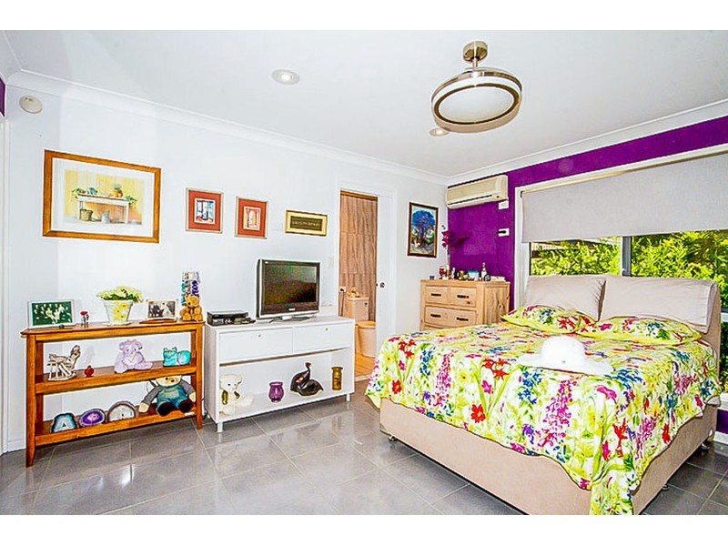 2 Rebbecchi Court, Parkwood QLD 4214