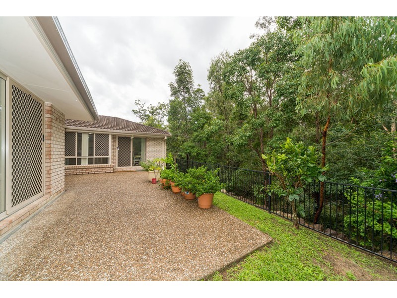 8 Watergum Parade, Molendinar QLD 4214