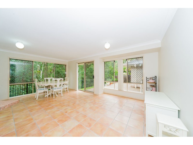 8 Watergum Parade, Molendinar QLD 4214