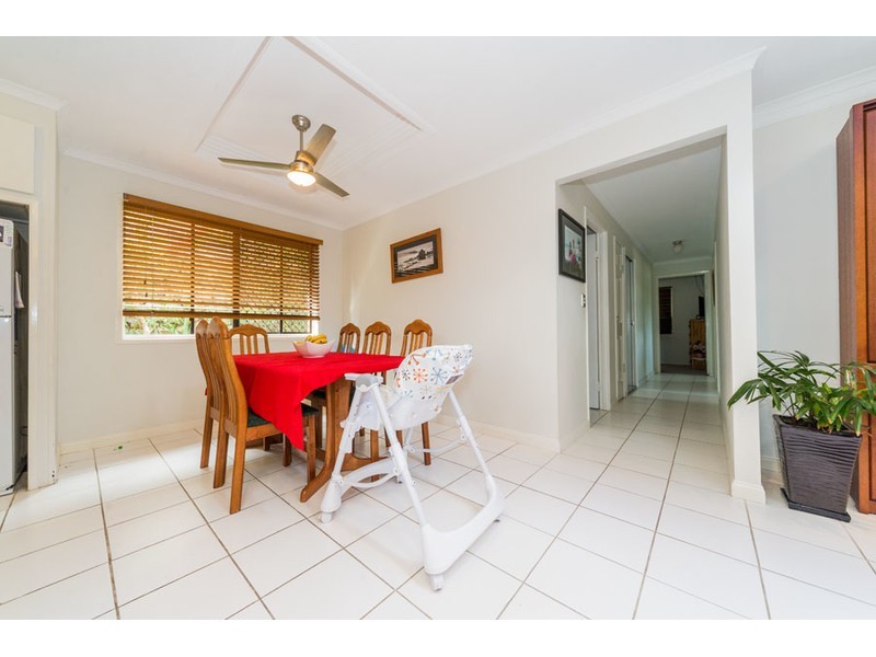 25 Sturt Street, Molendinar QLD 4214