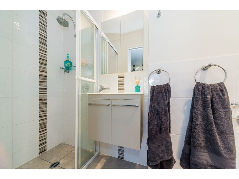 25 Sturt Street, Molendinar QLD 4214