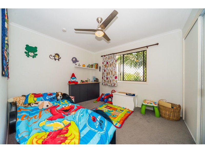 25 Sturt Street, Molendinar QLD 4214