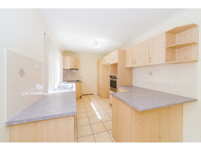 50 Tanzen Drive, Arundel QLD 4214