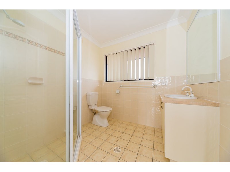 50 Tanzen Drive, Arundel QLD 4214