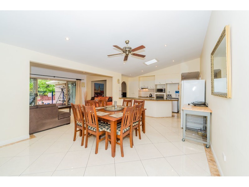 2 Greg Norman Crescent, Parkwood QLD 4214