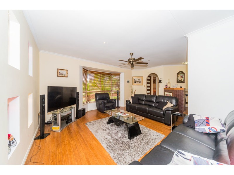 2 Greg Norman Crescent, Parkwood QLD 4214