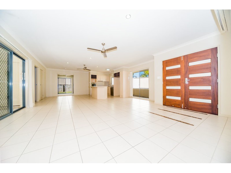 29 Stringybark Drive, Molendinar QLD 4214
