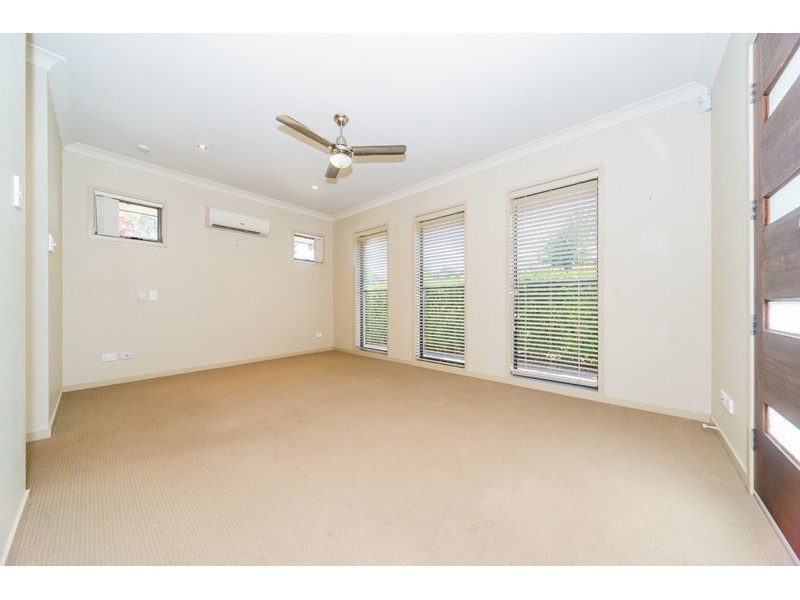 29 Stringybark Drive, Molendinar QLD 4214