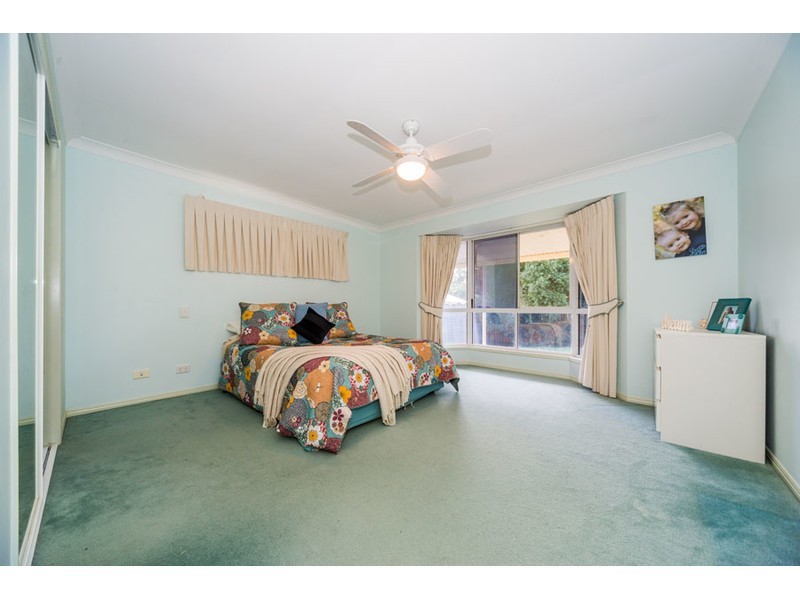 Parkwood QLD 4214
