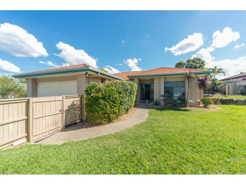 8 Lakewood Court, Parkwood QLD 4214