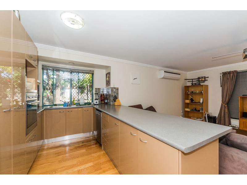 8 Lakewood Court, Parkwood QLD 4214