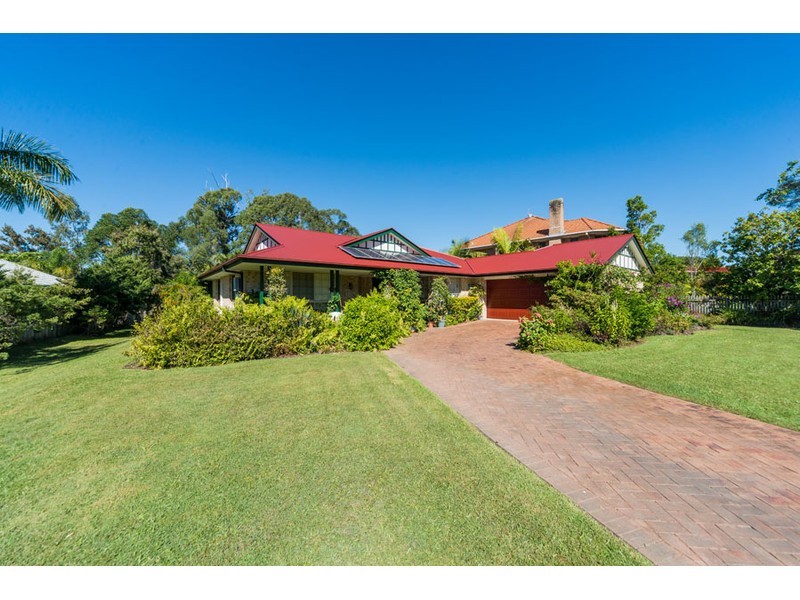 76 Arnold Palmer Drive, Parkwood QLD 4214