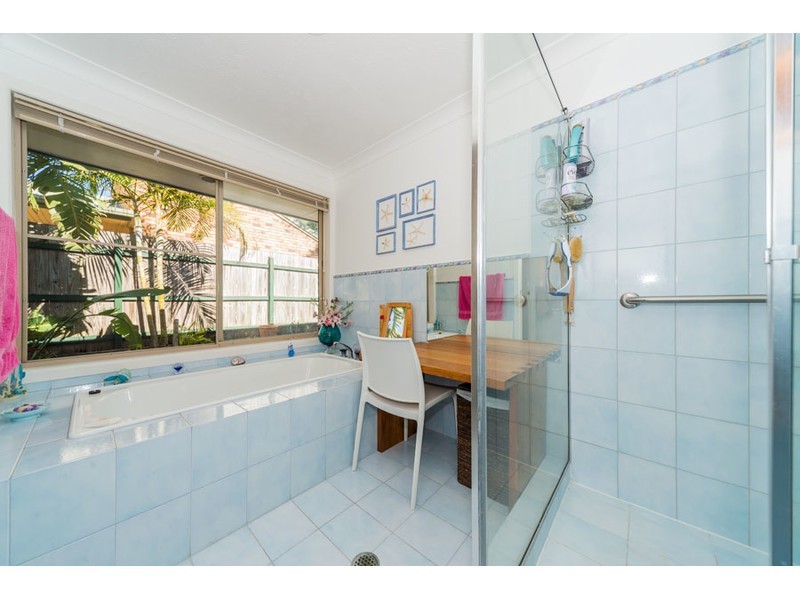 73 Parkwood Boulevard, Parkwood QLD 4214