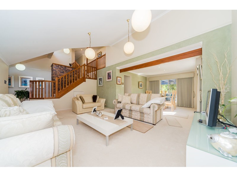 8 Devlin Street, Parkwood QLD 4214