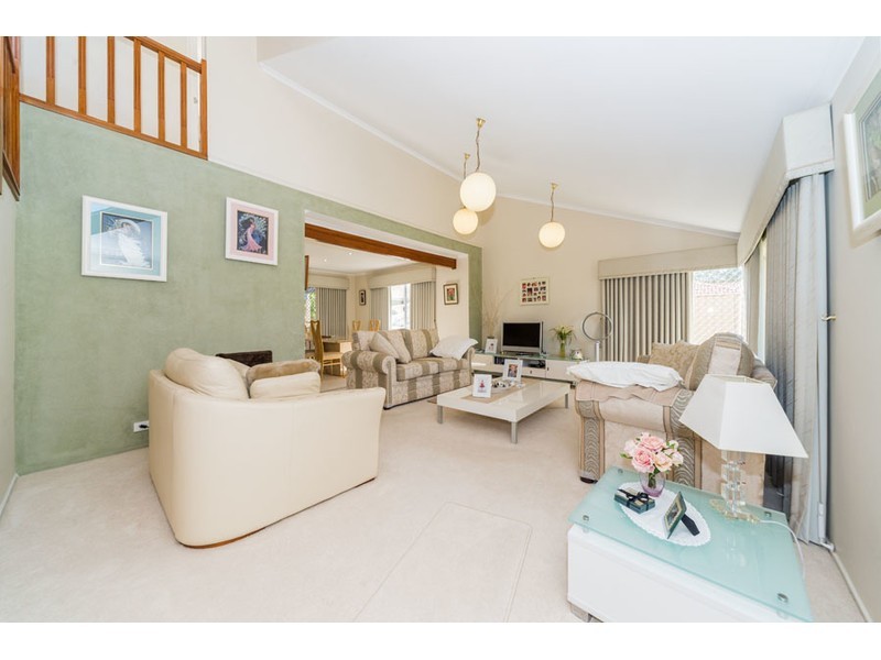 8 Devlin Street, Parkwood QLD 4214