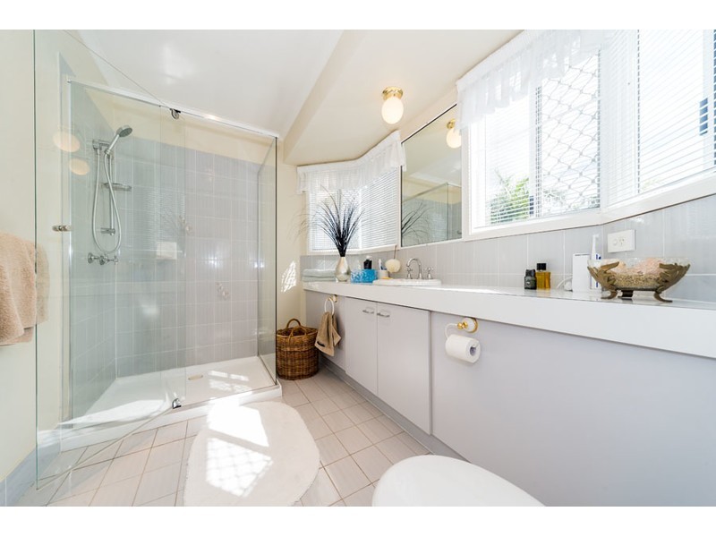 8 Devlin Street, Parkwood QLD 4214