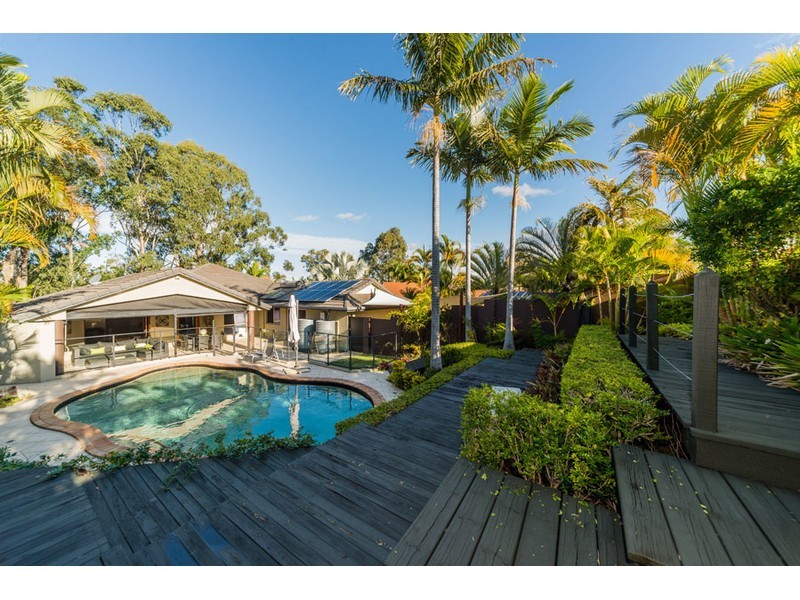 34 Ben Hogan Crescent, Parkwood QLD 4214