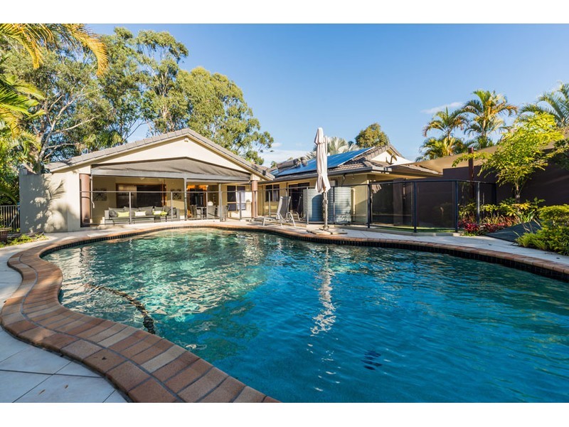 34 Ben Hogan Crescent, Parkwood QLD 4214