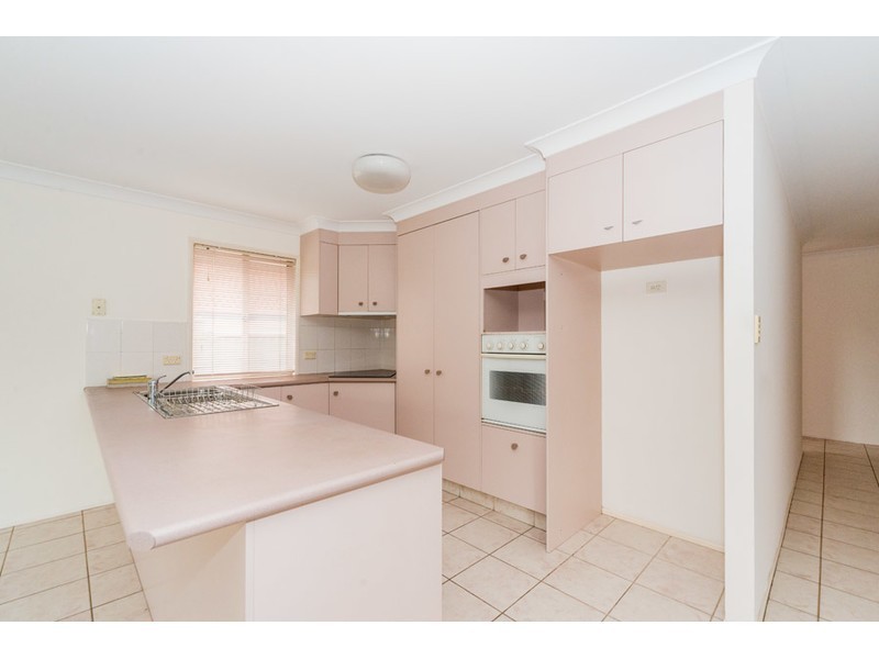 22 Maidstone Place, Parkwood QLD 4214
