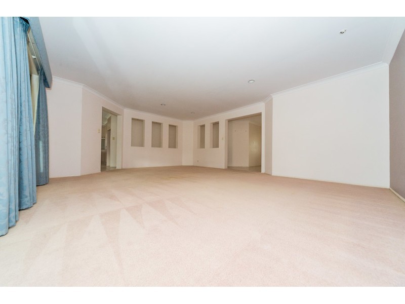 22 Maidstone Place, Parkwood QLD 4214